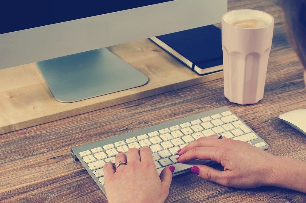 Rendre un contenu IA plus authentique via un chatbot IA